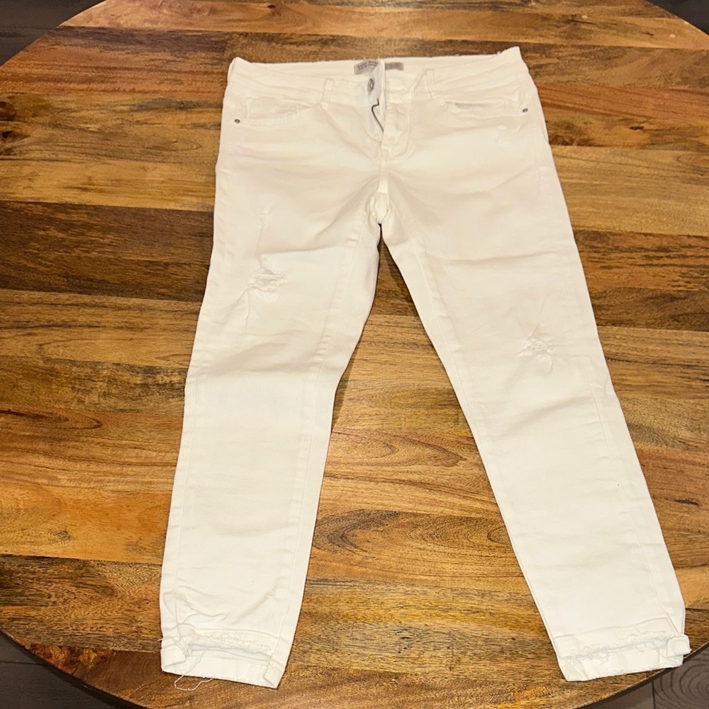 Zara Women's Off-White Skinny Jeans